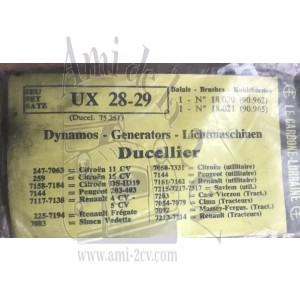 Paire de charbons de dynamo Ducellier UX 28-29 ID et DS 19