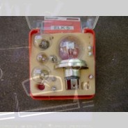 Coffret de lampes 12 volts code européen