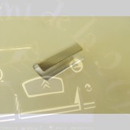 Clip d'enjoliveur phare plastique DS