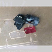 Moteur d'essuie glace 12 volts  4 connections 2 vitesses avec arrêt automatique  ID / DS depuis 1961