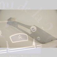 Pièce de réparation de dessous d'aile avant gauche autour du clignotant DS
