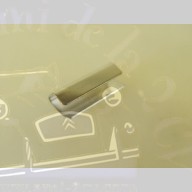 Clip d'enjoliveur phare plastique DS
